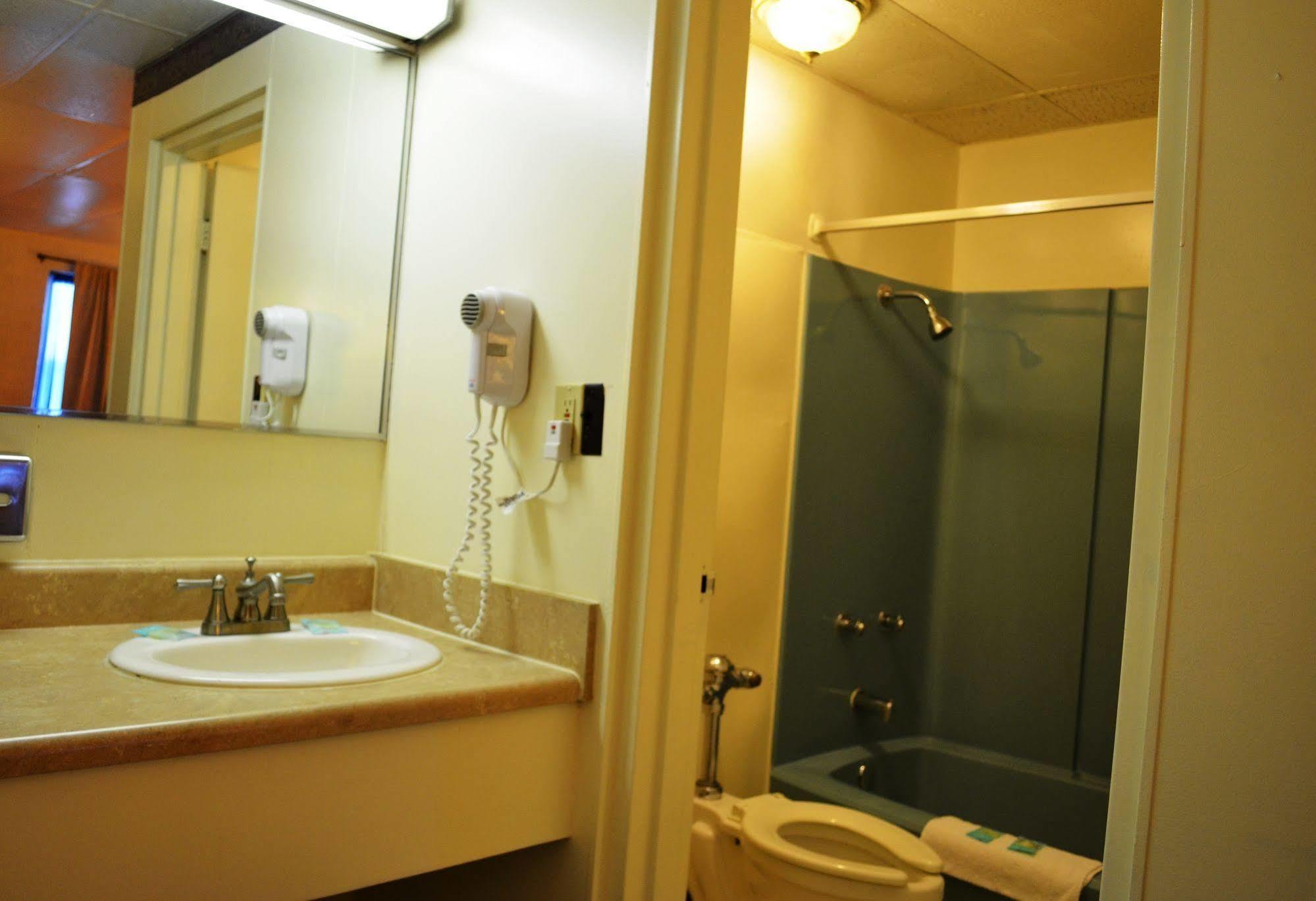Economy Inn Bluefield Kültér fotó
